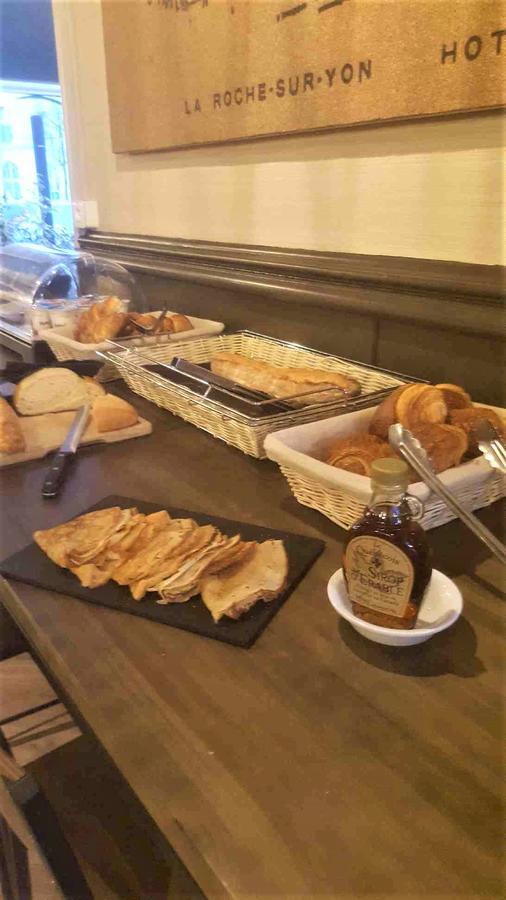 Hotel De La Gare - Restaurant Bistro Quai La Roche-sur-Yon Εξωτερικό φωτογραφία