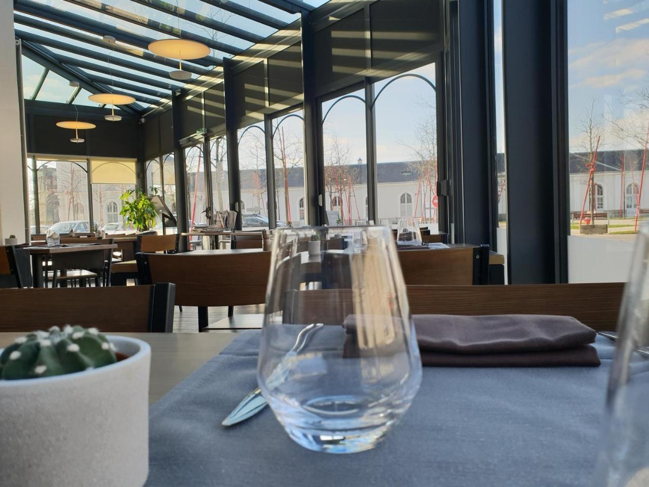 Hotel De La Gare - Restaurant Bistro Quai La Roche-sur-Yon Εξωτερικό φωτογραφία