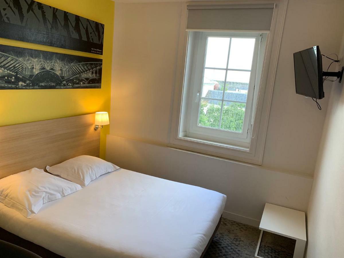 Hotel De La Gare - Restaurant Bistro Quai La Roche-sur-Yon Εξωτερικό φωτογραφία